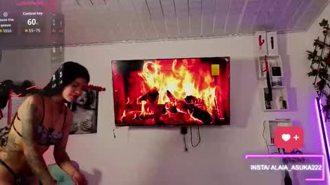 Snapshot of alaia_asuka chatting on October 3, 2025, 1:02 am Alaia online show from October 3, 2025, 1:02 am