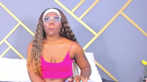 Snapshot of alaia_colins chatting on January 11, 2025, 6:45 am alaia_colins online show from January 11, 2025, 6:45 am