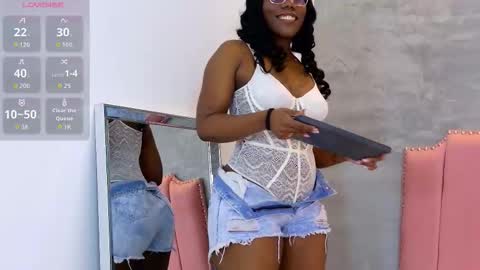 alaia_colins online show from January 17, 2026, 3:22 am