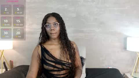 alaia_colins online show from June 10, 2026, 12:44 am