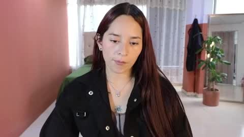 Snapshot of alaia_skater chatting on September 28, 2025, 6:57 pm Alaia Skater online show from September 28, 2025, 6:57 pm