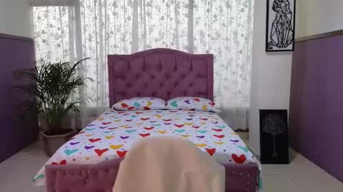 Snapshot of alaia_skater chatting on October 20, 2025, 11:21 am Alaia Skater online show from October 20, 2025, 11:21 am