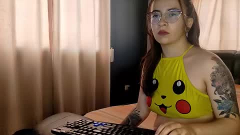 Snapshot of alaia_soul_ chatting on March 9, 2025, 2:10 pm AlaiaSam online show from March 9, 2025, 2:10 pm