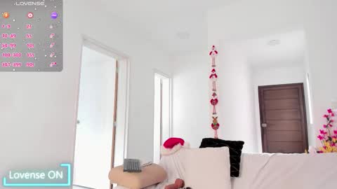 Alaia  online show from December 13, 2025, 8:47 pm