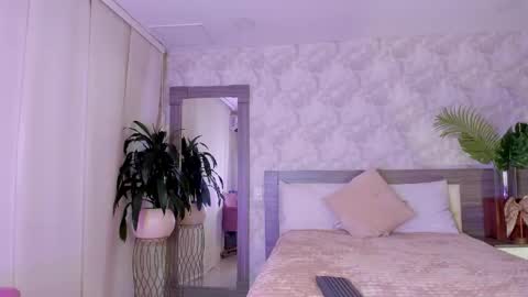 alaiaguerra online show from March 12, 2026, 8:59 pm