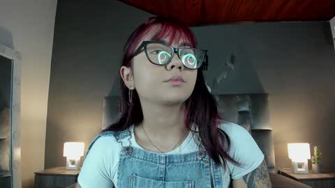 Snapshot of alaiarogers chatting on January 8, 2025, 11:32 am  Alaia  online show from January 8, 2025, 11:32 am