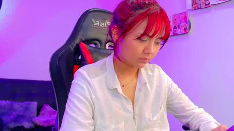 Snapshot of alaiarogers chatting on January 15, 2025, 5:47 pm  Alaia  online show from January 15, 2025, 5:47 pm