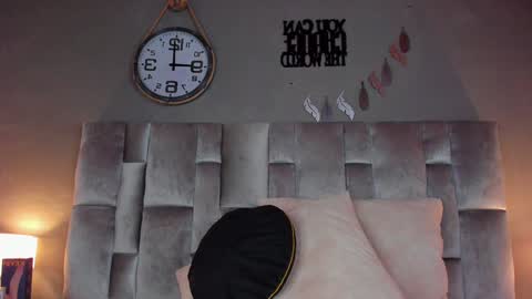 Snapshot of alaiarogers chatting on January 18, 2025, 2:33 pm  Alaia  online show from January 18, 2025, 2:33 pm