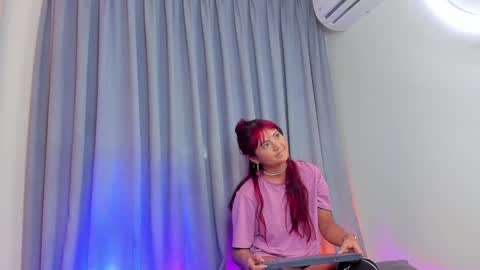 Snapshot of alaiarogers chatting on February 1, 2025, 6:08 pm  Alaia  online show from February 1, 2025, 6:08 pm