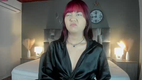 Snapshot of alaiarogers chatting on February 8, 2025, 11:33 am  Alaia  online show from February 8, 2025, 11:33 am