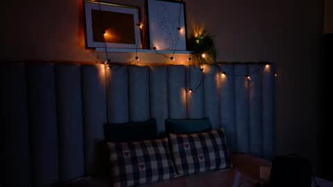 Snapshot of alaiarogers chatting on October 22, 2025, 11:32 am  Alaia  online show from October 22, 2025, 11:32 am