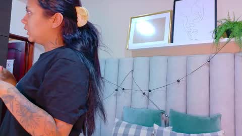  Alaia  online show from February 6, 2026, 11:35 am