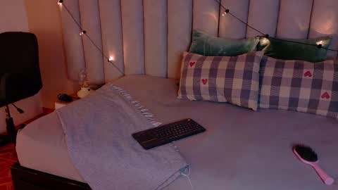  Alaia  online show from February 9, 2026, 11:36 am