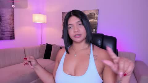 Alaia online show from January 6, 2026, 7:39 pm