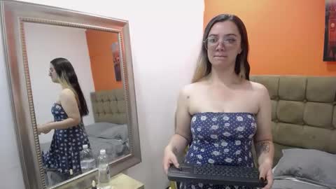 Alaiia    online show from February 5, 2026, 7:18 pm