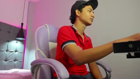 Alam online show from September 30, 2025, 1:38 pm