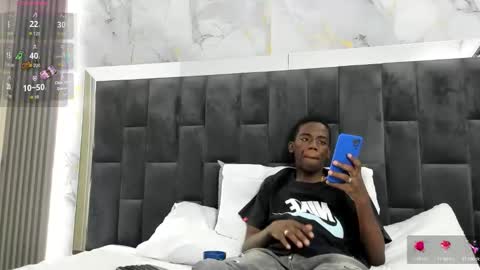 Snapshot of alan_blacke chatting on September 19, 2025, 7:58 pm alan_blacke online show from September 19, 2025, 7:58 pm