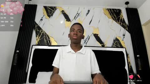 Snapshot of alan_blacke chatting on October 18, 2025, 8:09 pm alan_blacke online show from October 18, 2025, 8:09 pm