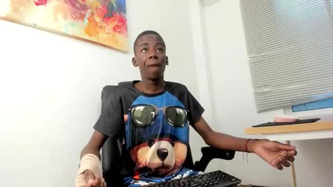 Snapshot of alan_blacke chatting on November 19, 2025, 1:22 pm alan_blacke online show from November 19, 2025, 1:22 pm