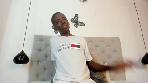 Snapshot of alan_blacke chatting on November 20, 2025, 8:30 pm alan_blacke online show from November 20, 2025, 8:30 pm