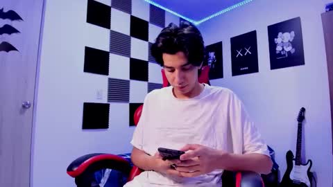 Alan Boy online show from December 4, 2025, 12:03 pm