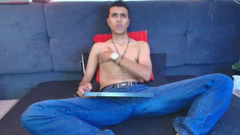 Snapshot of alan_colthon chatting on May 24, 2026, 3:22 am alan_colthon online show from May 24, 2026, 3:22 am