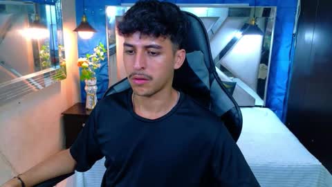 Snapshot of alan_del_reyy chatting on March 6, 2026, 2:35 pm alan del reyy online show from March 6, 2026, 2:35 pm