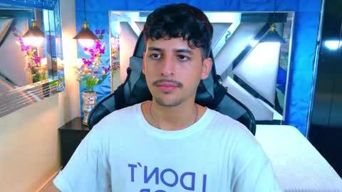 Snapshot of alan_del_reyy chatting on March 26, 2026, 3:45 am alan del reyy online show from March 26, 2026, 3:45 am