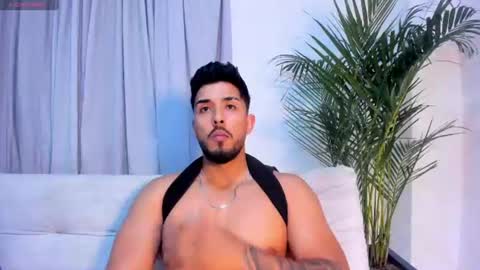 Snapshot of alan_greek_1 chatting on July 10, 2026, 1:32 am Alan greek online show from July 10, 2026, 1:32 am