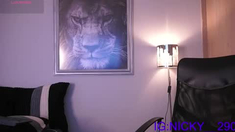 alan_morrys online show from March 12, 2026, 10:49 pm