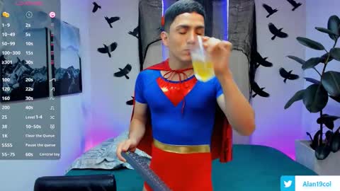 Snapshot of alan_nd_kevin chatting on October 26, 2025, 11:38 am Alan  Kevin can we reach 100 thumbs up please guys  online show from October 26, 2025, 11:38 am