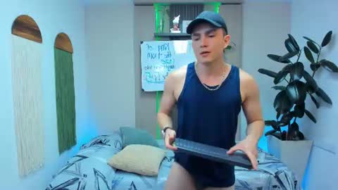 Alan  Kevin can we reach 100 thumbs up please guys  online show from June 15, 2026, 7:05 pm