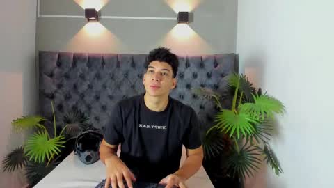 Snapshot of alan_redinger chatting on October 17, 2025, 1:14 pm Alan online show from October 17, 2025, 1:14 pm