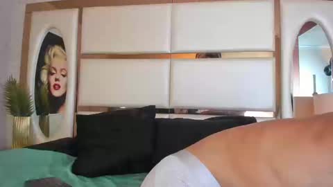 Snapshot of alan_santhos chatting on March 3, 2026, 4:18 am ---Alan--- online show from March 3, 2026, 4:18 am