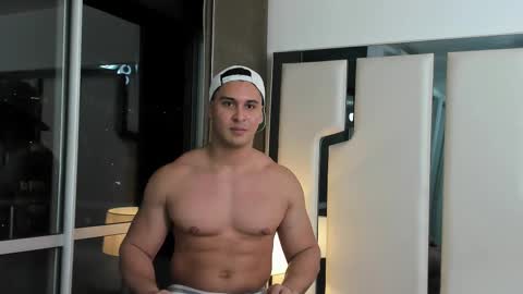 Snapshot of alan_vidal chatting on February 18, 2025, 3:10 am Alan Vidal online show from February 18, 2025, 3:10 am