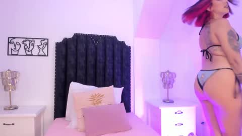 Snapshot of alana_2916 chatting on February 18, 2025, 7:19 pm alana_2916 online show from February 18, 2025, 7:19 pm