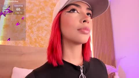 Snapshot of alana_2916 chatting on September 10, 2025, 4:01 am alana_2916 online show from September 10, 2025, 4:01 am