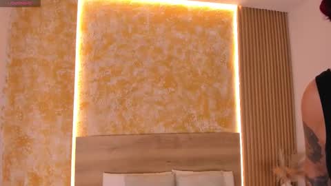 alana_2916 online show from February 4, 2026, 3:01 am