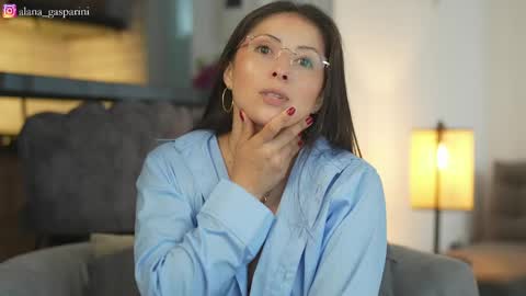 Alana Gasparini online show from May 2, 2026, 8:03 pm