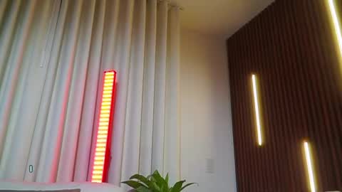 Snapshot of alana_haze chatting on May 15, 2026, 11:12 pm Alana online show from May 15, 2026, 11:12 pm
