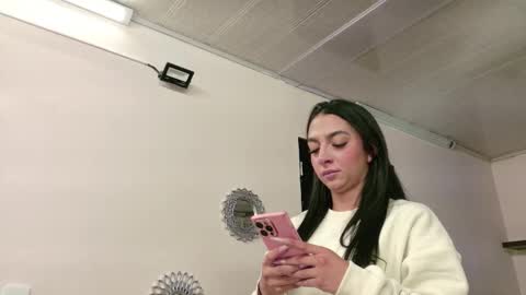 Snapshot of alana_madison chatting on September 16, 2025, 11:00 am Maeve  online show from September 16, 2025, 11:00 am