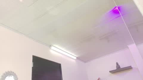 Snapshot of alana_madison chatting on October 26, 2025, 11:16 am Maeve  online show from October 26, 2025, 11:16 am