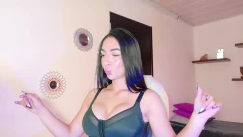 Maeve  online show from January 11, 2026, 11:48 am