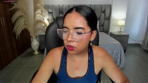 Snapshot of alana_martiins chatting on June 11, 2026, 7:01 pm alana online show from June 11, 2026, 7:01 pm
