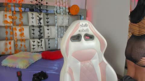 alana online show from October 29, 2025, 5:10 am