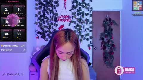 Snapshot of alana_pherson chatting on December 15, 2024, 7:35 am alana_pherson online show from December 15, 2024, 7:35 am