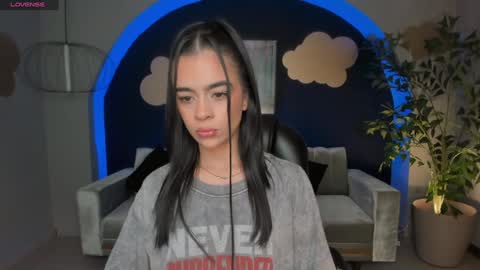 Snapshot of alanacraft chatting on January 9, 2025, 3:26 am Alana online show from January 9, 2025, 3:26 am