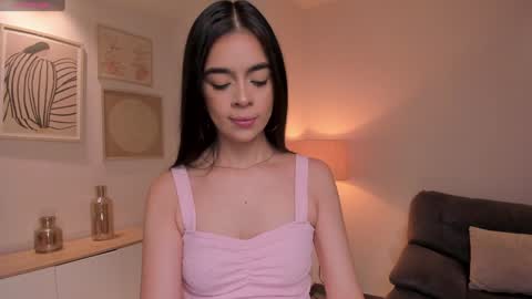 Snapshot of alanacraft chatting on February 2, 2025, 3:32 am Alana online show from February 2, 2025, 3:32 am
