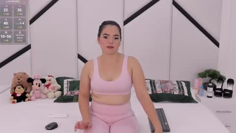 Snapshot of alanacusack chatting on October 9, 2025, 12:14 pm Alana online show from October 9, 2025, 12:14 pm