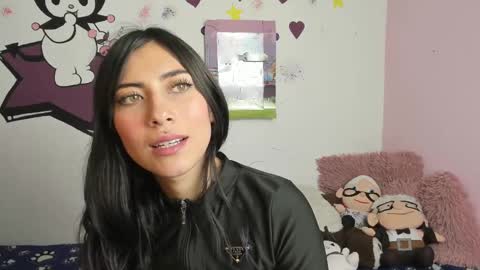 Snapshot of alanalois_ chatting on September 26, 2025, 1:20 am ALANA Please follow me  online show from September 26, 2025, 1:20 am